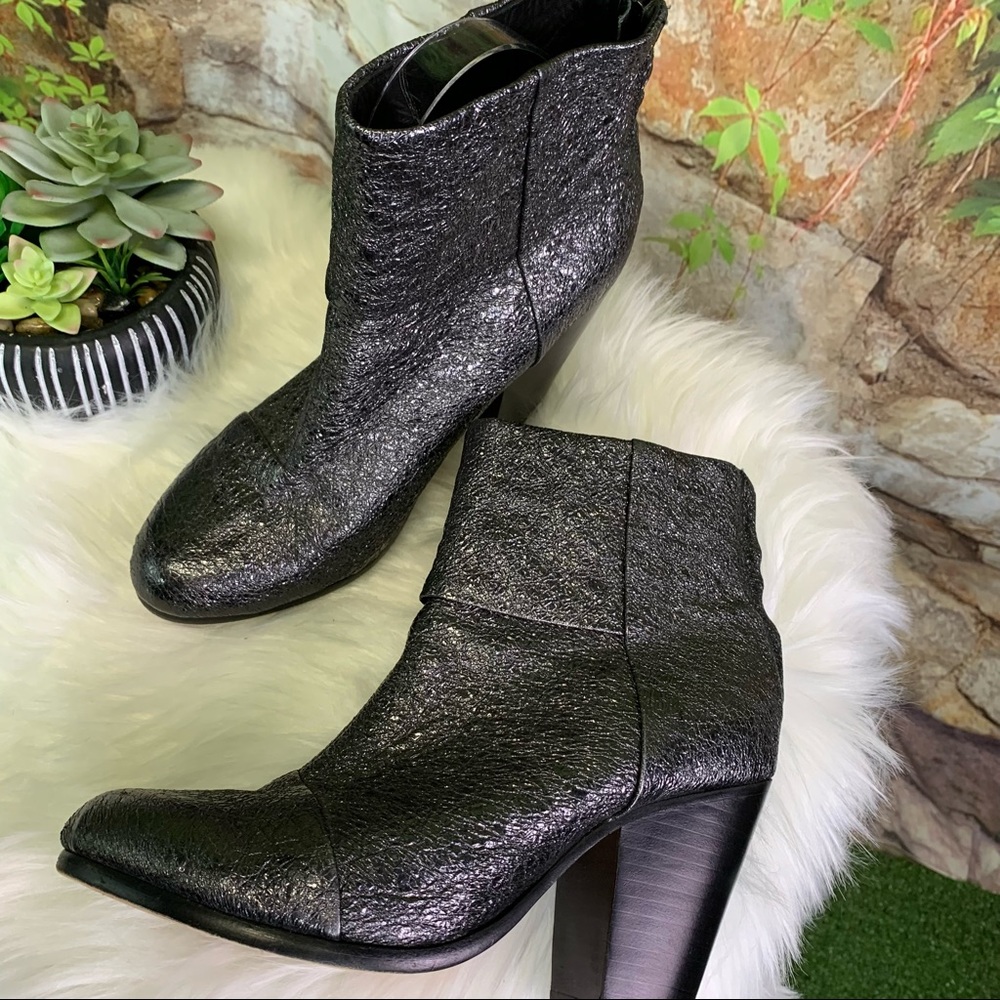 RAG & BONE Classic Italian Newbury Crinkle Lambskin Leather Booties, 38.5 - Picture 4 of 16
